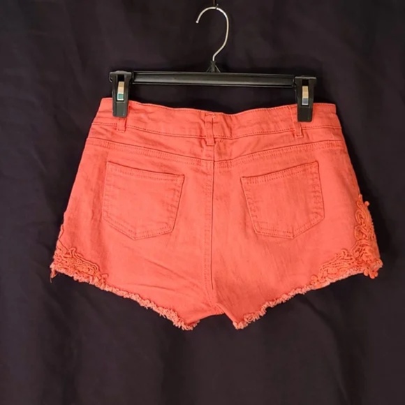 Coral Denim Shorts w Floral Embellishment on Hips - Picture 7 of 7